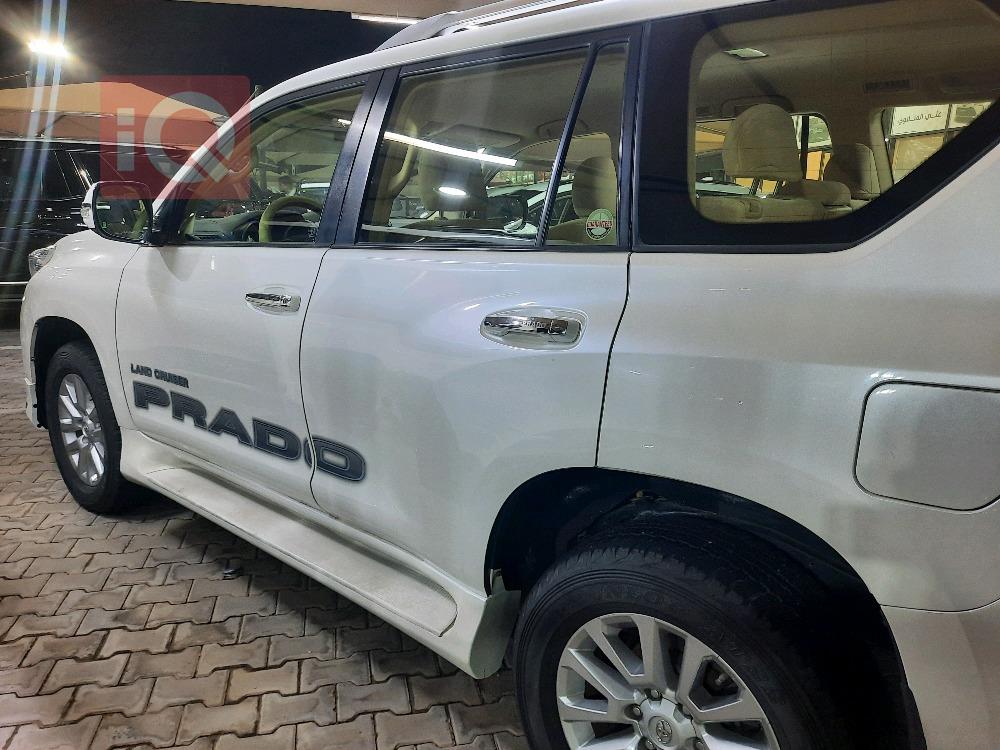 تۆیۆتا لاندكروزر پرادۆ